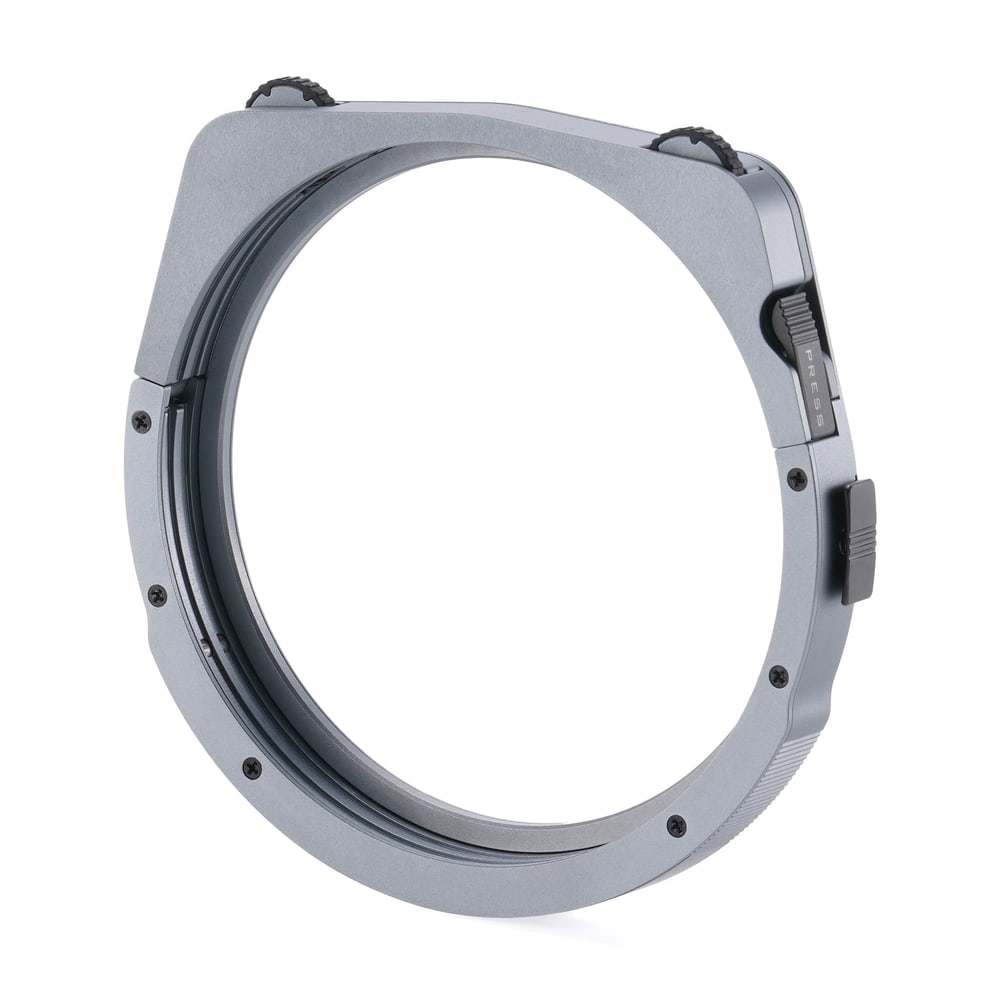 Two 95 mm circular filters, both rotatable