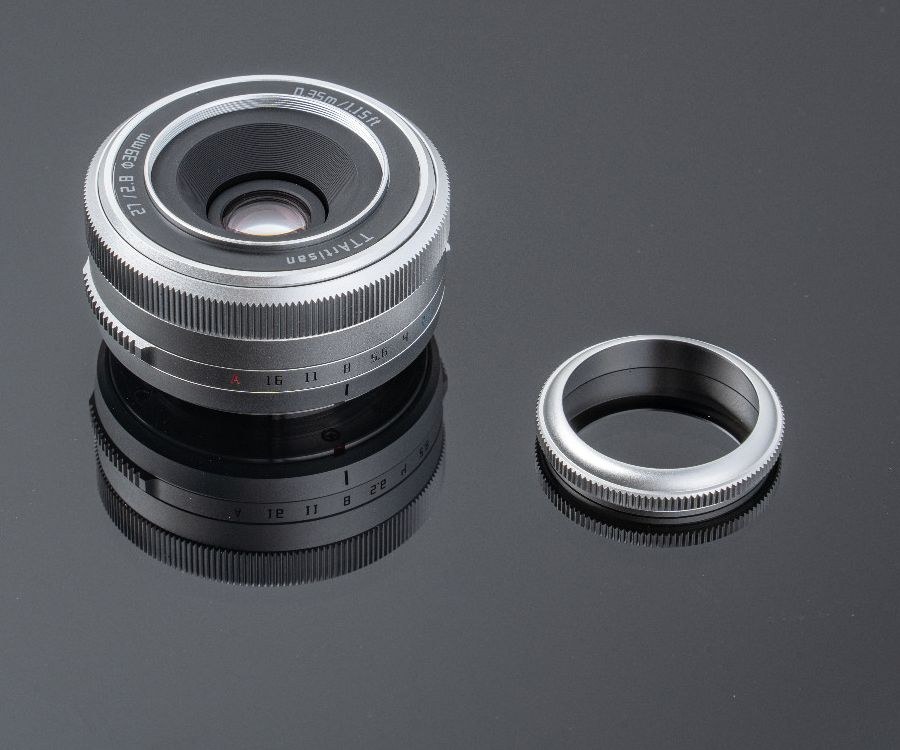 TTArtisan APS-C AF 27mm F2.8 – Lens hood included