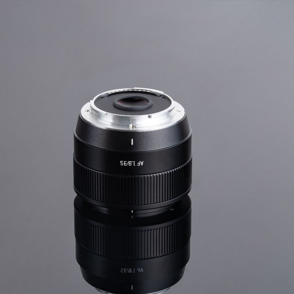 TTArtisan APS-C AF 35mm F1.8 II – Autofocus with an STM motor