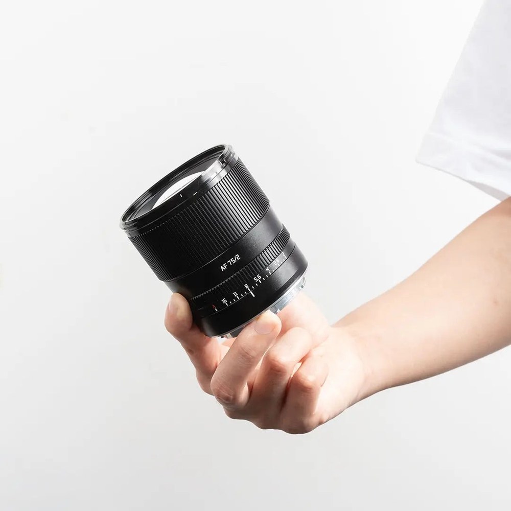 TTArtisan AF 75mm F2 – Fast and quiet focusing