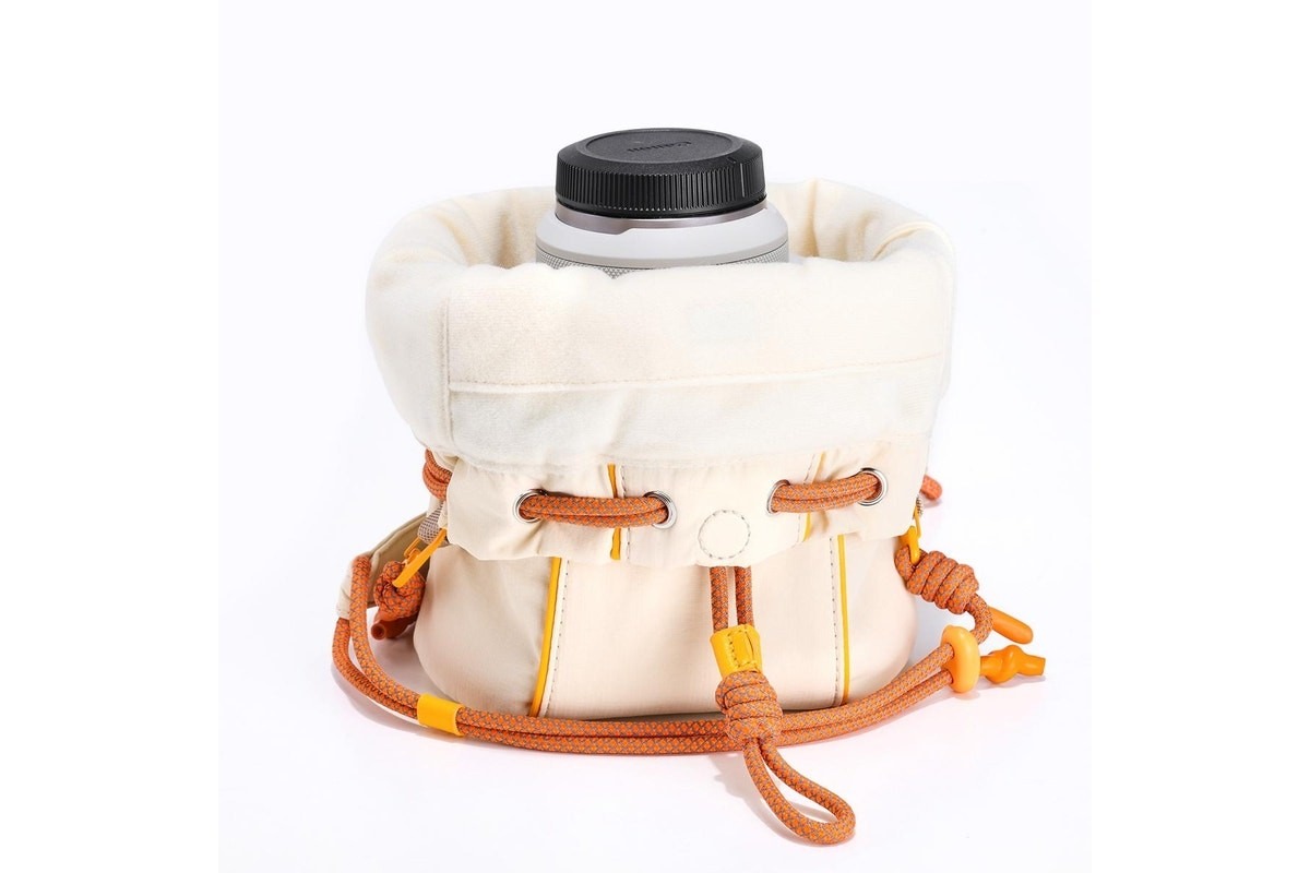 Ulanzi DS01 foto taška – A mirrorless camera with a lens up to 16 cm