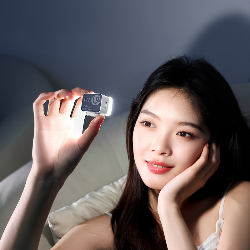 Ulanzi DG01 Cube mini světlo – Flattering light for faces
