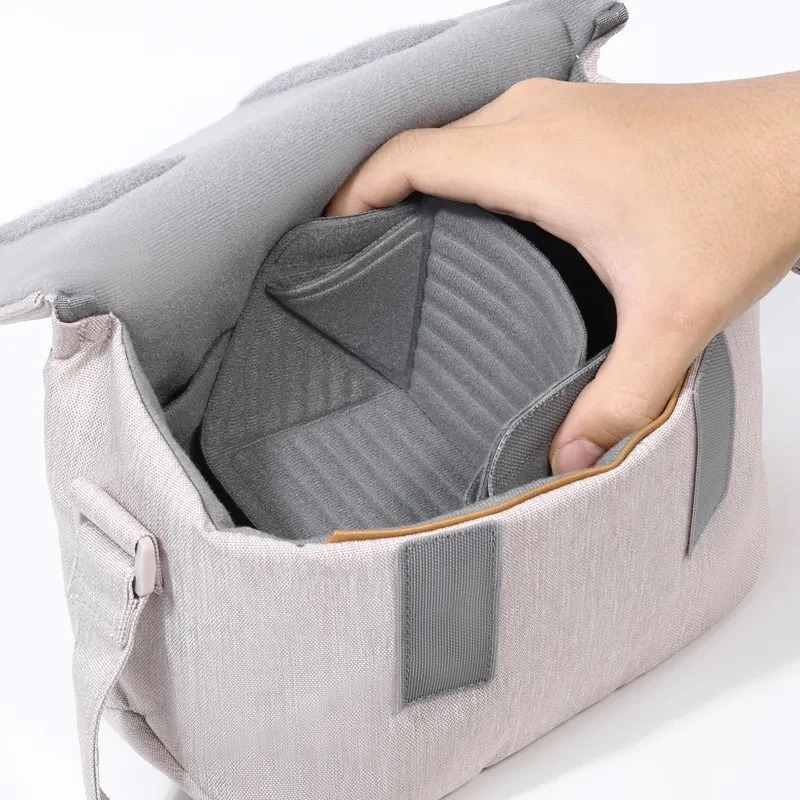 Ulanzi B011 taška přes rameno – Removable padded divider