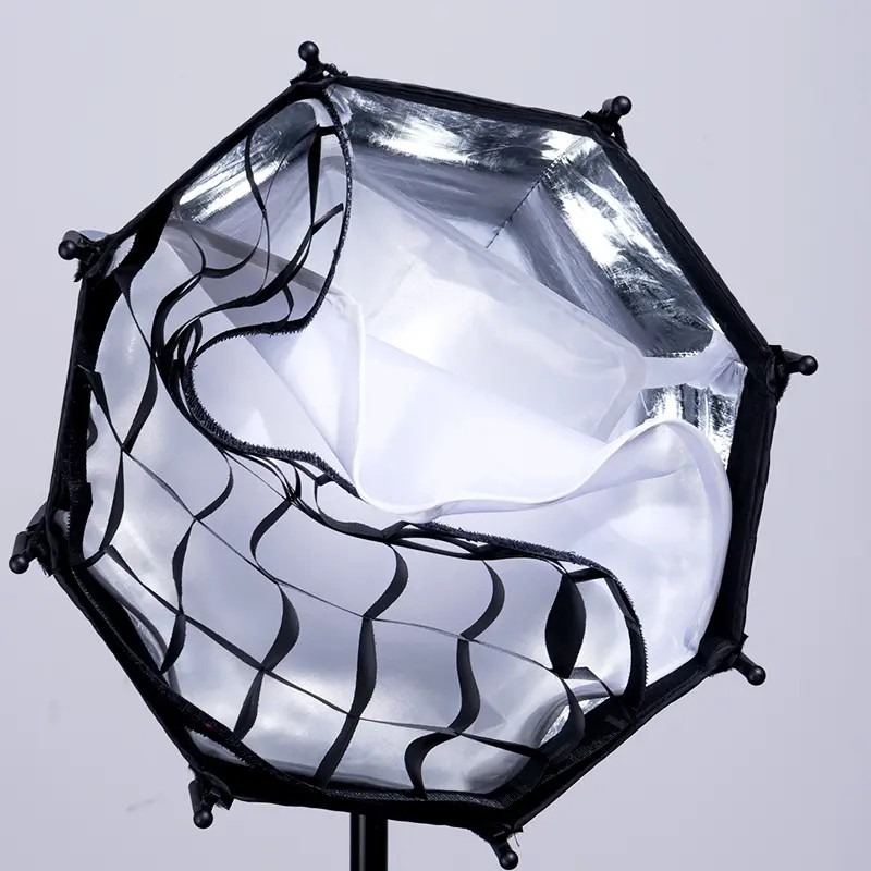 Ulanzi AS-D30 Softbox – A dual diffuser for soft light