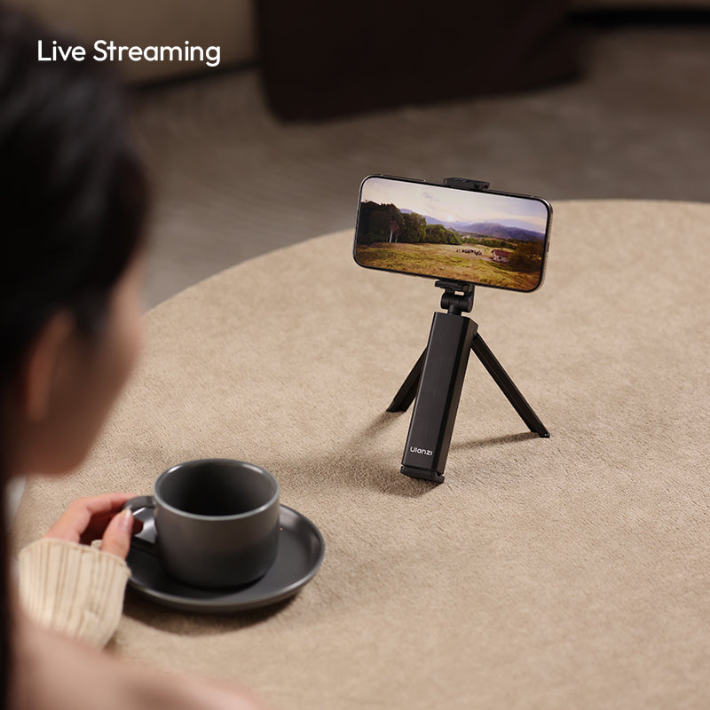 Ulanzi SK-20 Travel Phone Holder – Live streaming