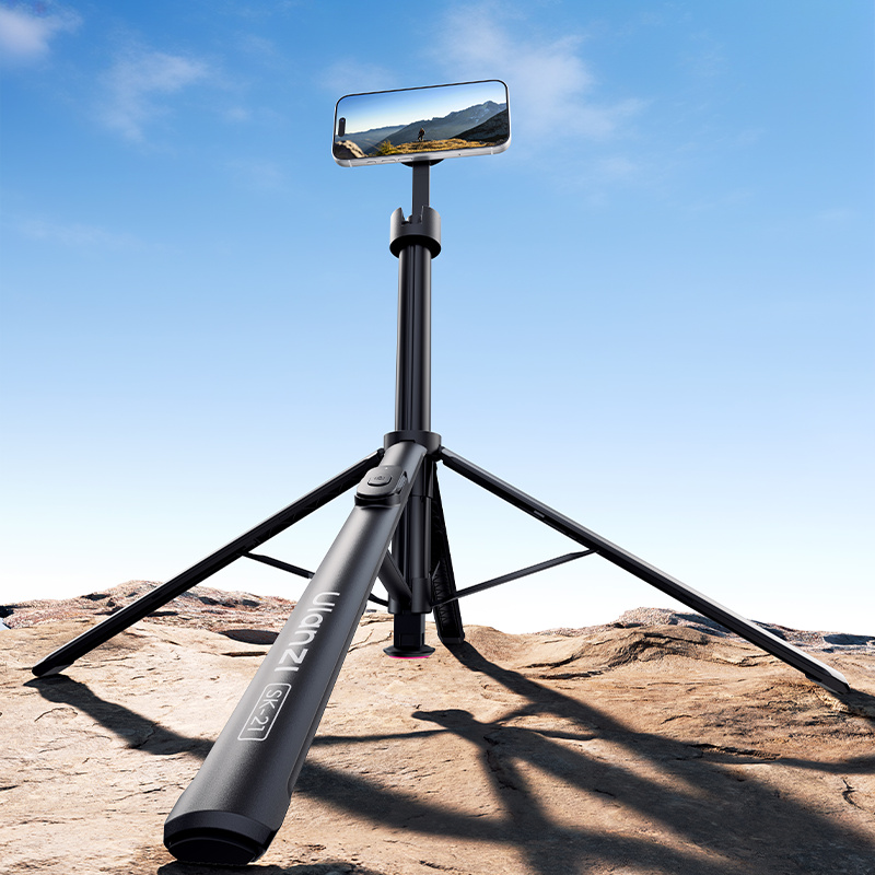 Ulanzi SK-21 Magnetic Auto-Open Tripod – A standalone phone tripod