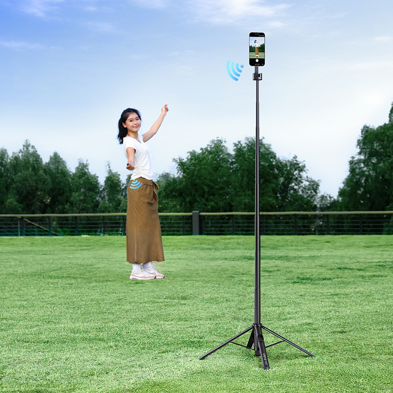 Ulanzi SK-21 Magnetic Auto-Open Tripod – Wireless shutter control