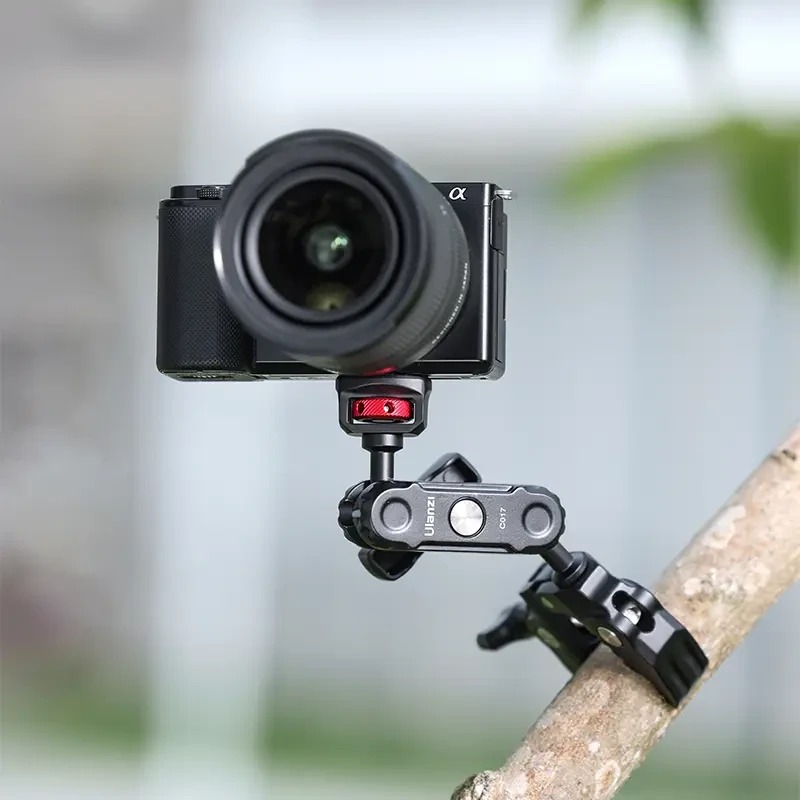 Ulanzi CO17 Super Clamp s dvojitou kulovou hlavou – Camera on a branch