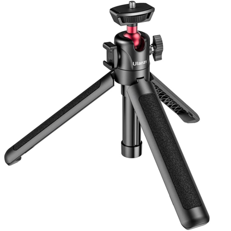Ulanzi MT-16 – A cold shoe for a light and a mic