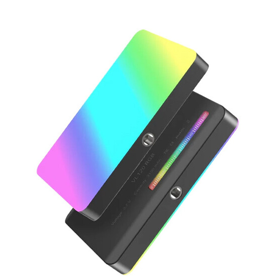 Ulanzi VL120 RGB LED světlo (černé) – A full-color panel