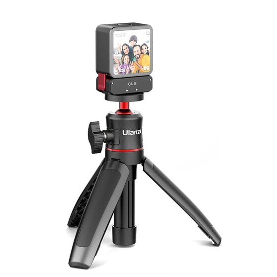 Ulanzi OA-11 – On a tripod or a handle