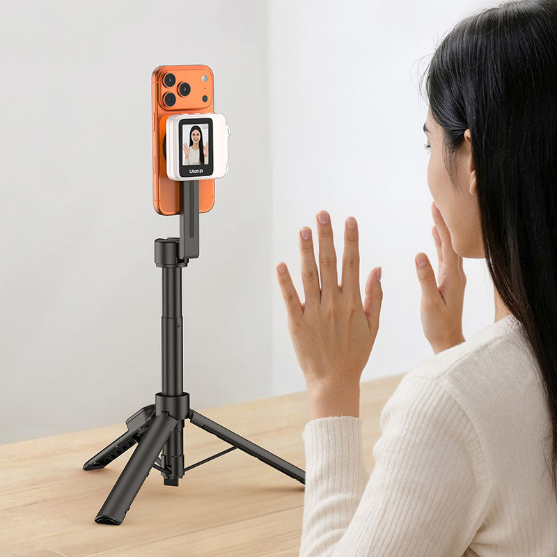 Ulanzi VM02 Wireless Magnetic Selfie Monitor – On a tripod or in hand