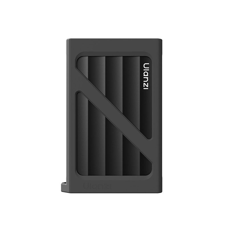 Ulanzi DC04 čtečka karet 4v1 – A silicone sleeve guards against scuffs